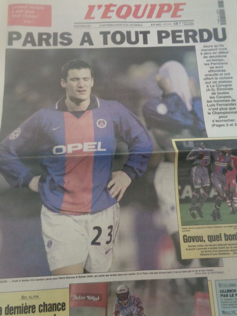 Journal l'équipe 08/03/2001 Paris a tout perdu - PSG / Deportivo La Corogne - Ligue des champions - Football - Journal L'Équipe authentique - Revue Vintage