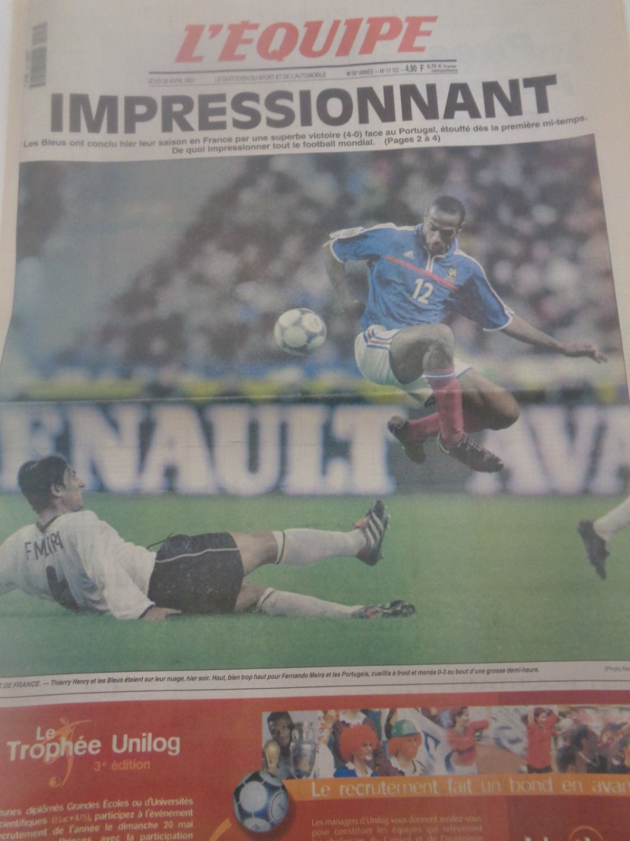 Journal l'équipe 26/04/2001 Impressionnant - victoire de la France face au Portugal - Football - Journal L'Équipe authentique - Revue Vintage