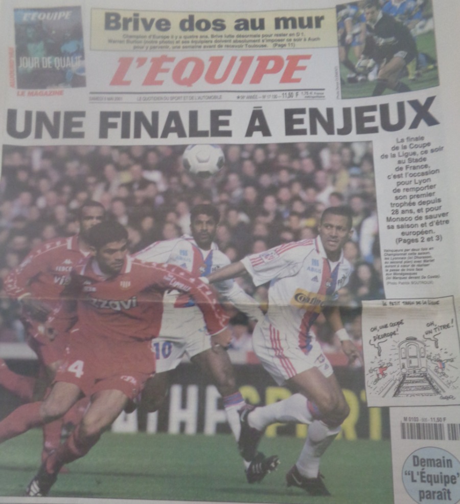 Journal l'équipe 05/05/2001 - Finale Lyon / Monaco - Coupe de la Ligue - Football - Journal L'Équipe authentique - Revue Vintage
