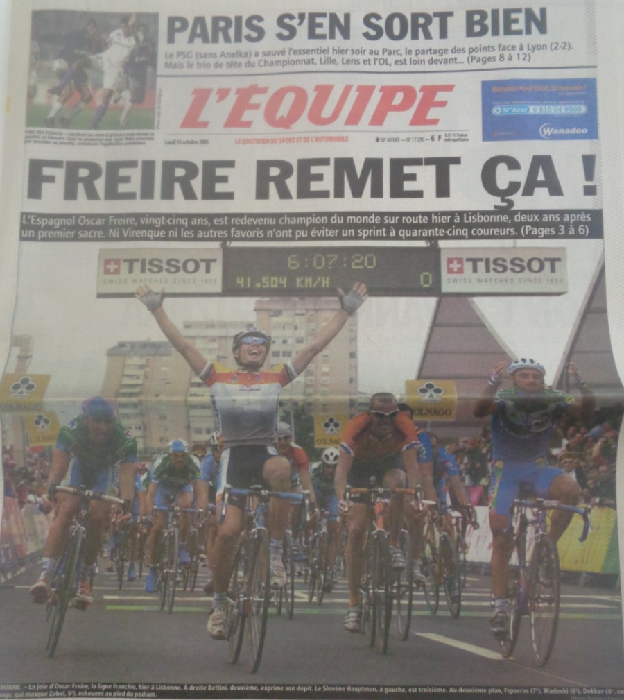 Journal l'équipe 15/10/2001 Oscar freire remet ça - champion du monde sur route - cyclisme - Journal L'Équipe authentique - Revue Vintage