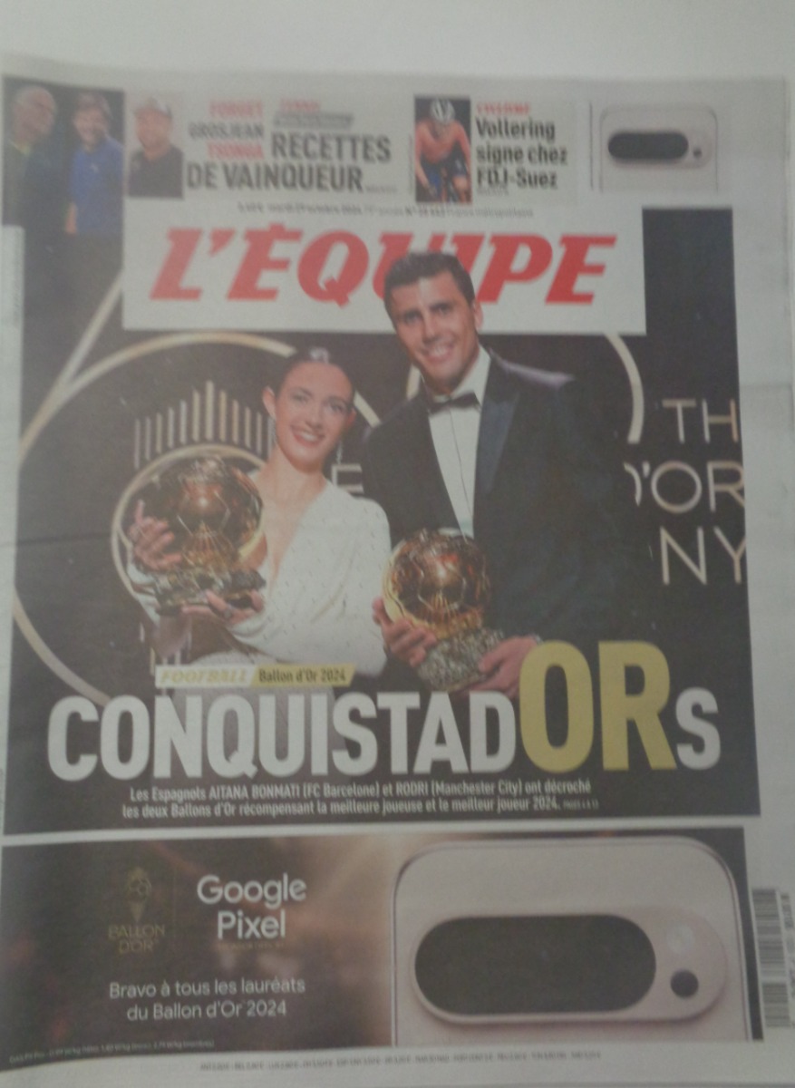 Journal l'équipe 29/10/2004 Rodri Conquistadors - Aitana - Ballon d'or - Journal L'Équipe authentique - Revue Vintage