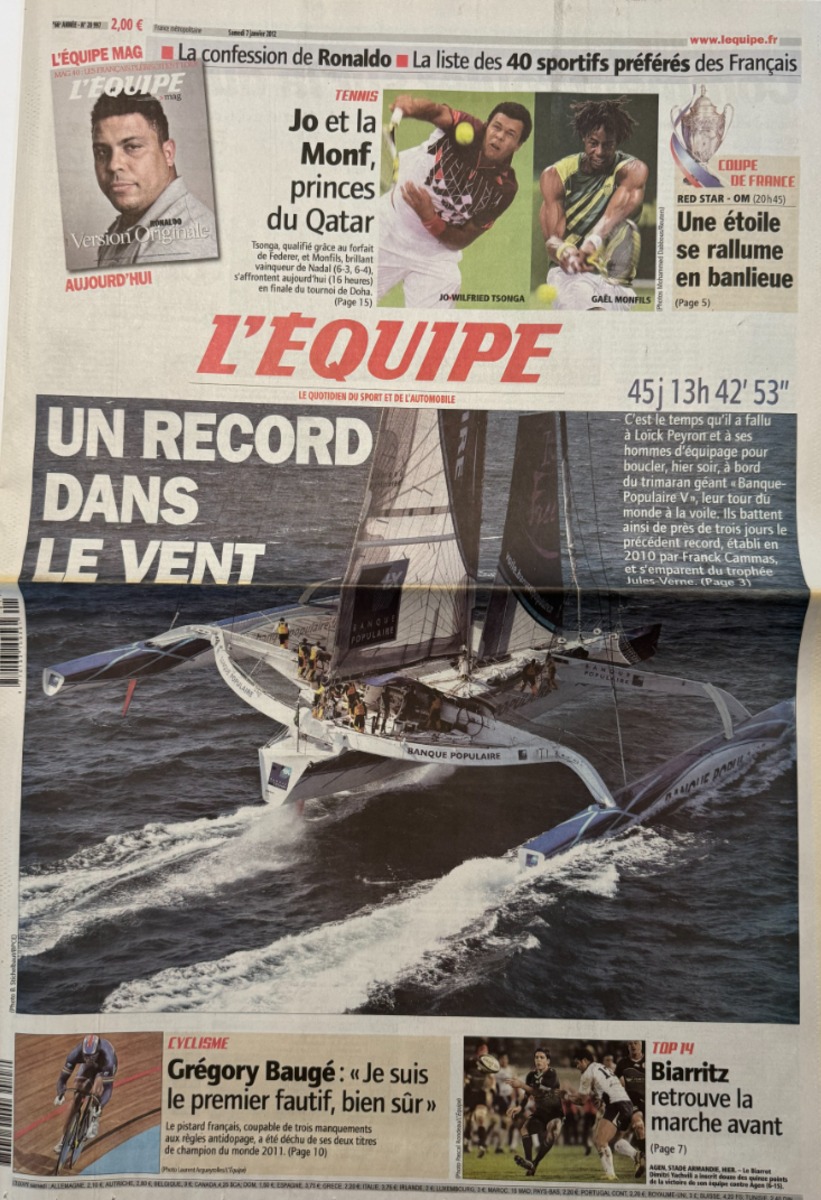 Journal l'équipe 07/01/2012 Un record dans le vent - Loïc Peyron - Trophée Jules Verne - voile - Journal L'Équipe authentique - Revue Vintage