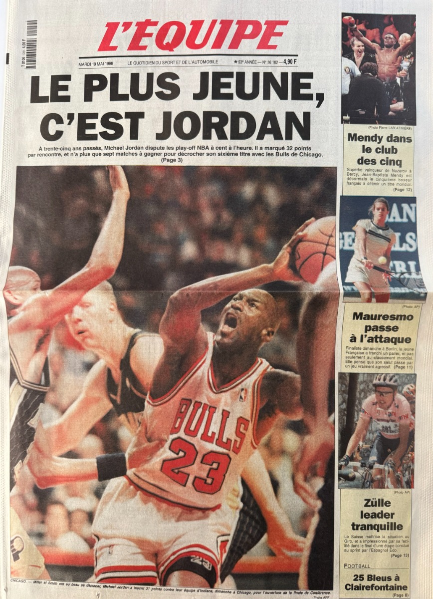 Journal l'équipe 19/05/1998 Le plus jeune c'est Michael Jordan - Basket - NBA - Chicago Bulls - Journal L'Équipe authentique - Revue Vintage