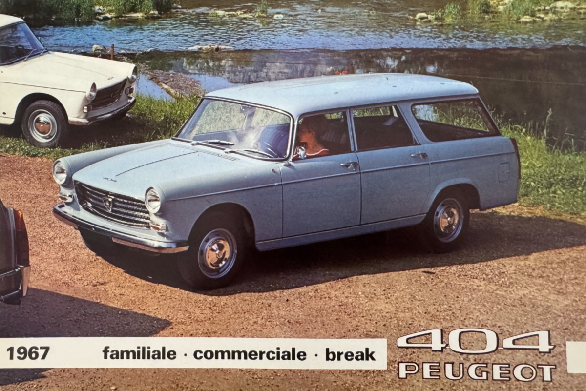 Catalogue Peugeot 404 Familiale - Commerciale - break - Auto authentique - Revue Vintage