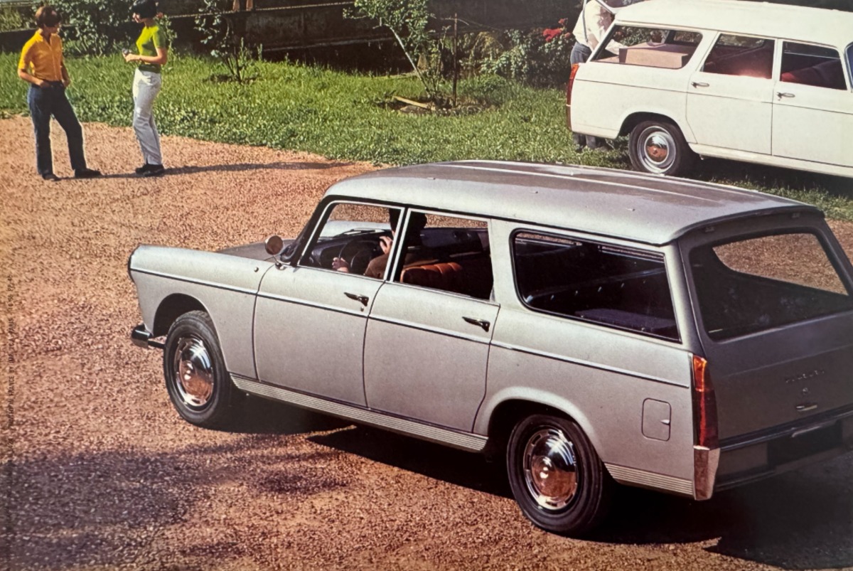 Catalogue Peugeot 404 Familiale - Commerciale - break - Vue 2 - Auto