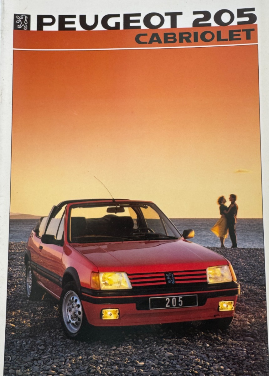 Catalogue Peugeot 205 CT et CTI cabriolet - année 1986 - Auto authentique - Revue Vintage