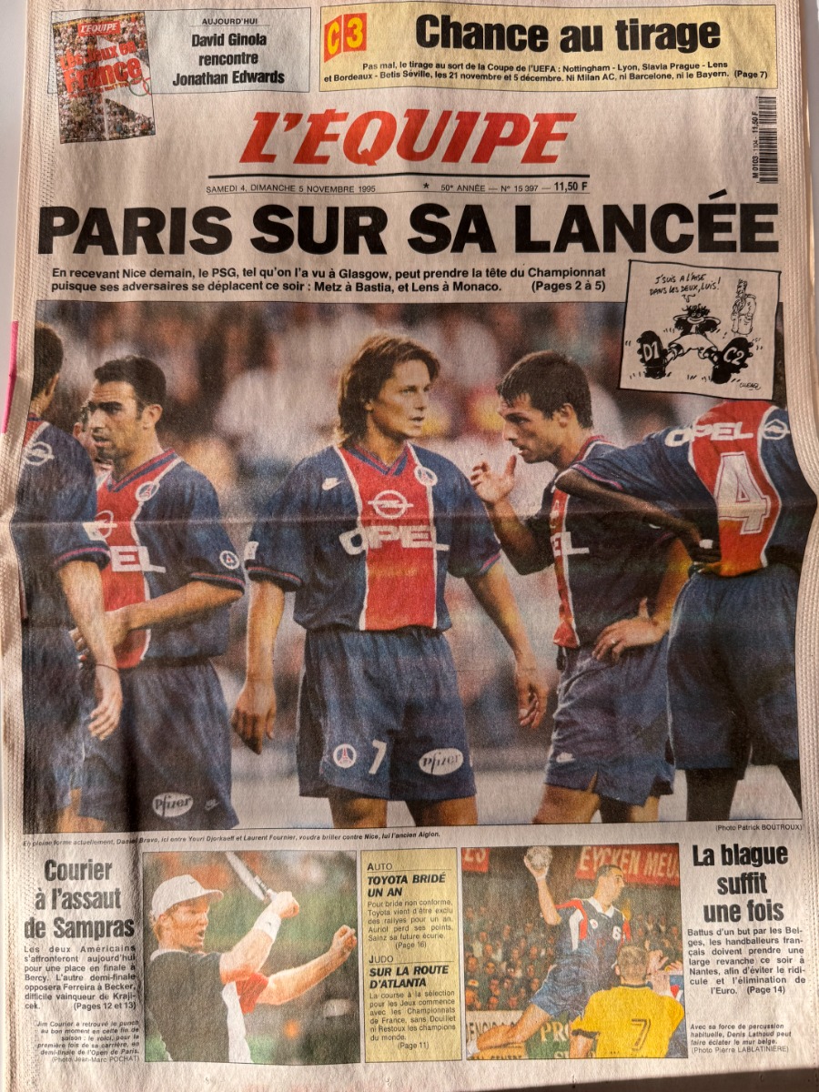 Journal l'équipe 05/11/1995 Paris sur sa lancée - Football - Journal L'Équipe authentique - Revue Vintage