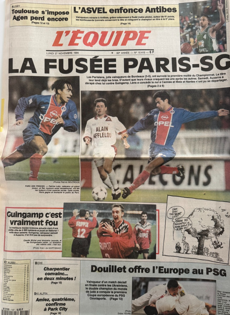 Journal l'équipe 27/11/1995 La fusée Paris Saint Germain - PSG - Football - Journal L'Équipe authentique - Revue Vintage