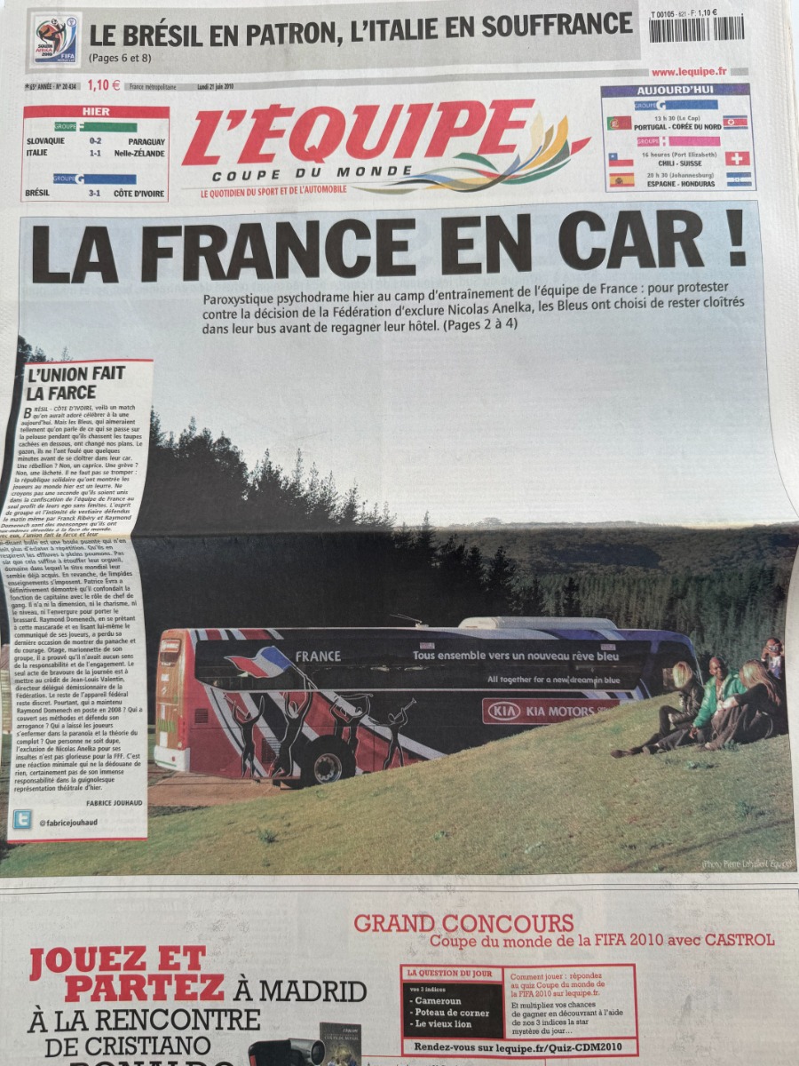 Journal l'équipe 21/06/2010 La France en car !!!! Coupe du Monde de Football - Journal L'Équipe authentique - Revue Vintage